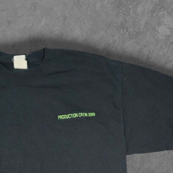 Y2k Creature From The Black Lagoon Raging Rockin Show Production Employee Tshirt - Picture 4 of 7